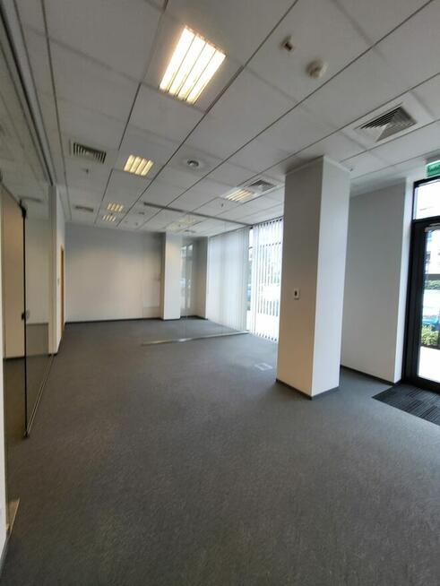 Wykończone biuro 74m2 w Warszawie