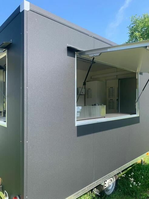 Przyczepa gastronomiczna 3,5m NOWA
