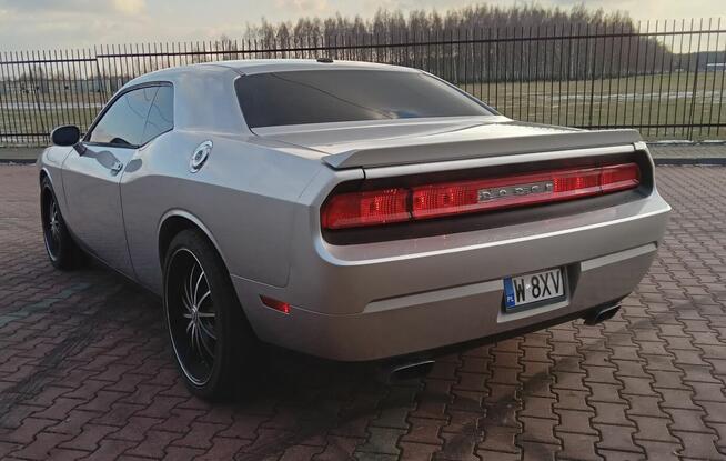 Dodge Challenger 5.7 V8 Hemi R/T Plus. Alu 22 cale. Kaliforn