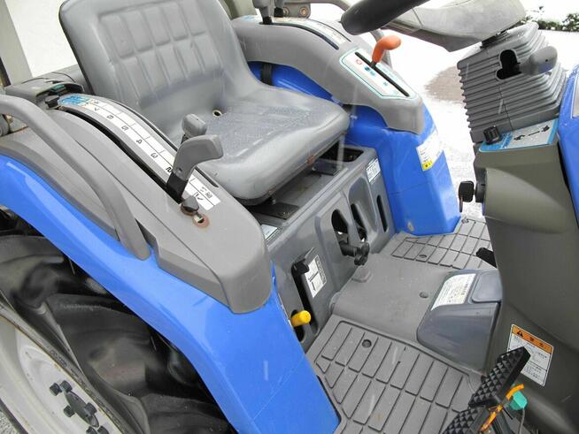 Mini Traktorek Iseki 22KM 4X4 Wspomaganie Mała Kosiarka