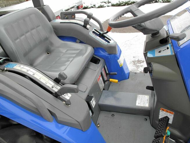 Mini Traktorek Iseki 18KM 4X4 Wspomaganie Mała Kosiarka