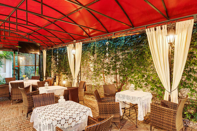 Recepcjonistka -hotel 3 ***