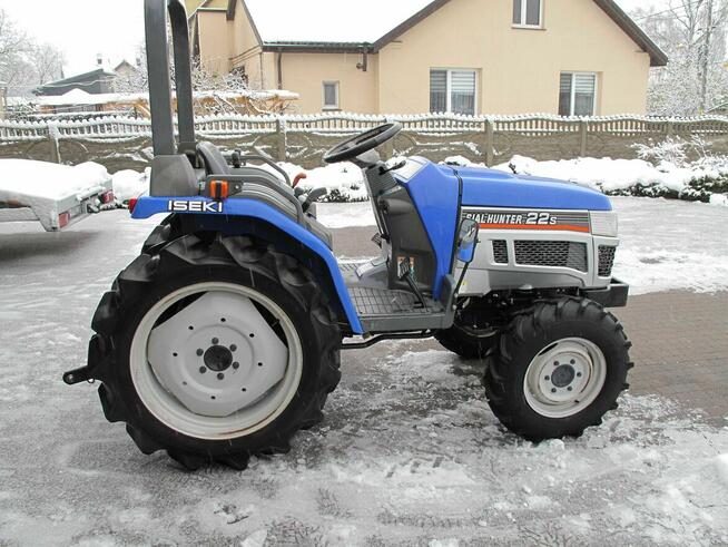 Mini Traktorek Iseki 22KM 4X4 Wspomaganie Mała Kosiarka