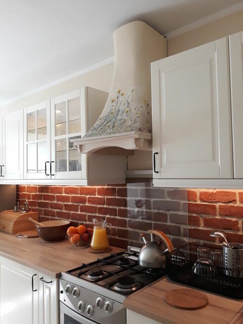 Okap kuchenny rustykalny na wymiar malowany drewniany