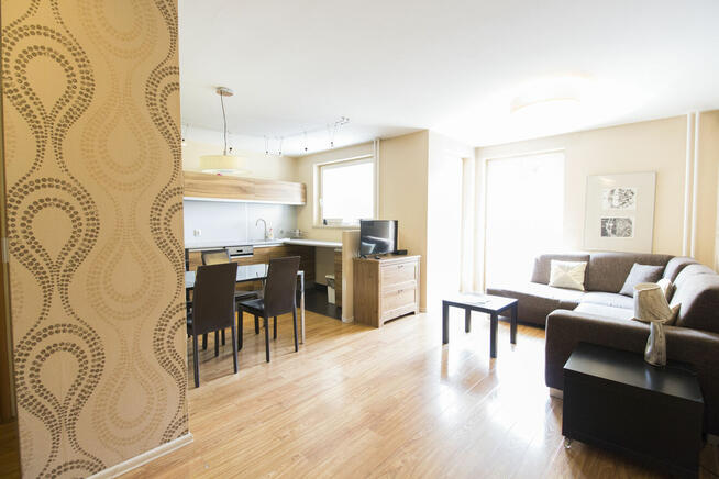 Wynajmę mieszkanie na doby i dłuższy okres