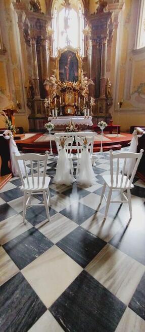 Dekoracje ślubne kościoła i sali