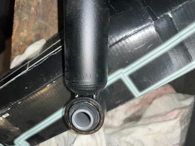 Nowe Amortyzatory tył Opel Vectra C Kayaba 553307