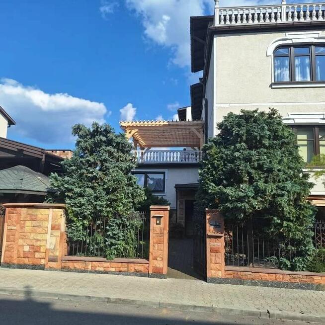 Pergola ogrodowa, Altana