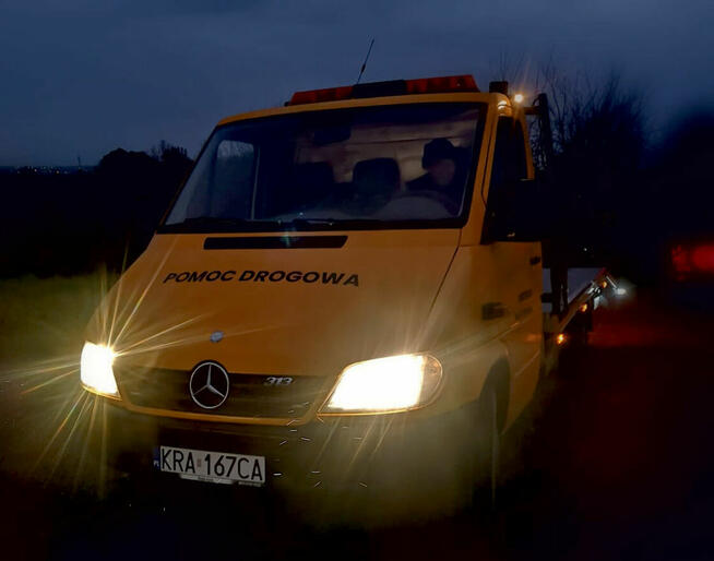 Laweta Pomoc Drogowa Autopomoc Mobilny Mechanik 24/7 Kraków