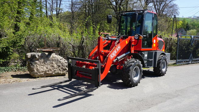 Nowa ładowarka KMM ZL16