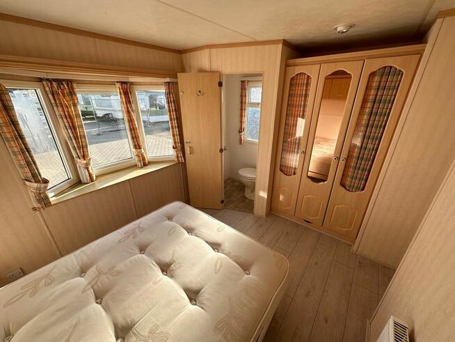 Całoroczny domek holenderski Willerby Dorchester 11,2 x 3,7m