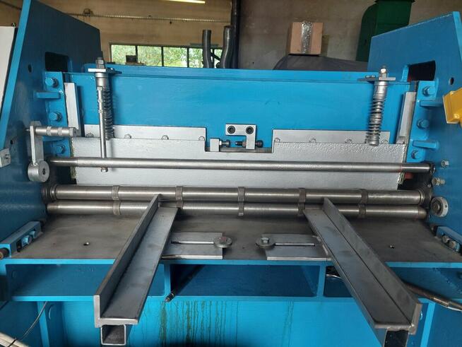 Maszyna do produkcji siatki cięto-ciągnionej