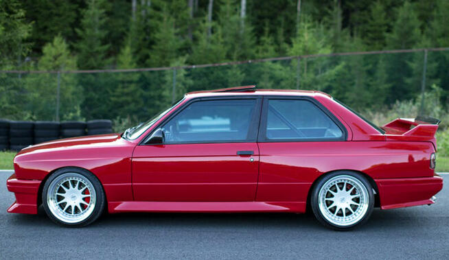 BMW 3 E30 M3 Spoiler EVO Style