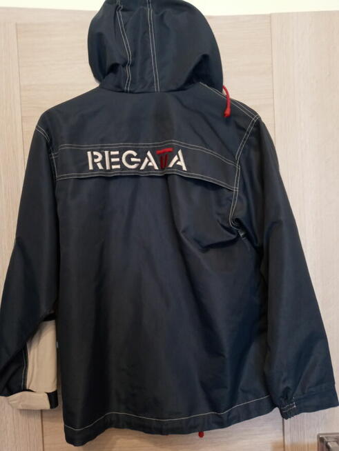 Kurtka wiatrówka na 146 cm