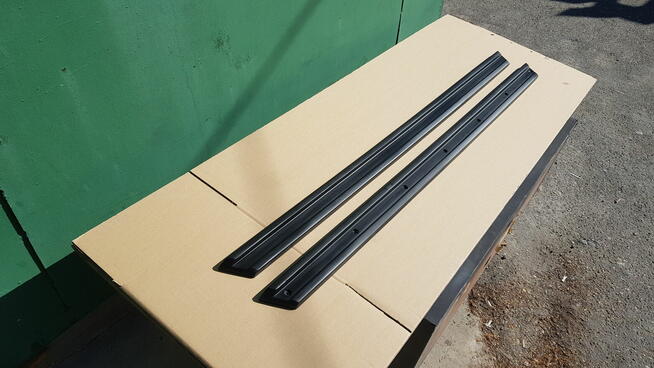 MERCEDES G klasa W460 W461 listwy progowe 3 drzwi PUR-RIM