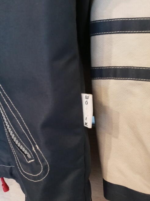 Kurtka wiatrówka na 146 cm