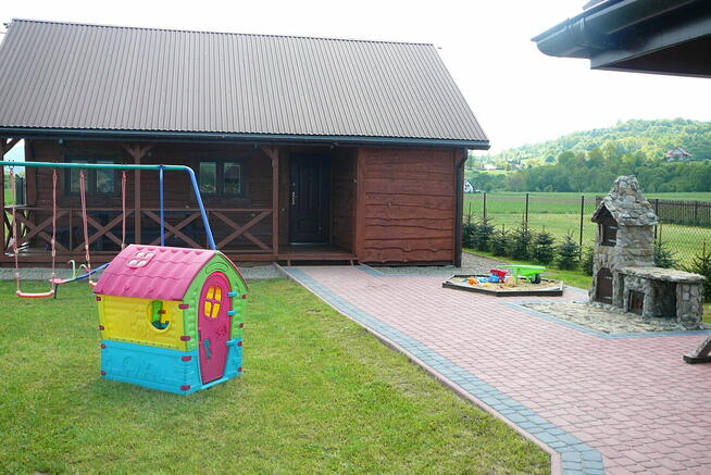 Klimatyzowany domek ze stawem dla 9 osób - Bieszczady