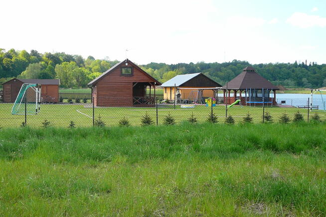 Klimatyzowany domek ze stawem dla 9 osób - Bieszczady