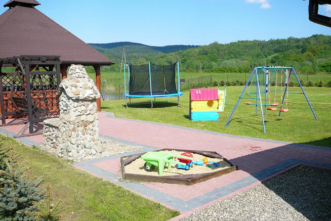 Klimatyzowany domek ze stawem dla 9 osób - Bieszczady