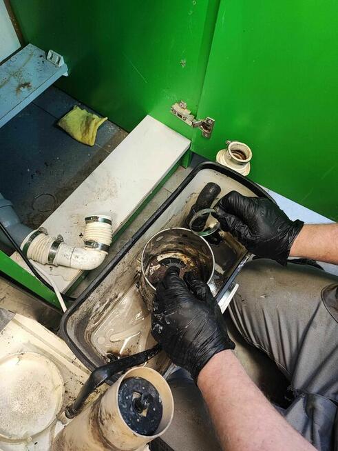 Udrażnianie rur WUKO i mechanicznie Warszawa i okolice