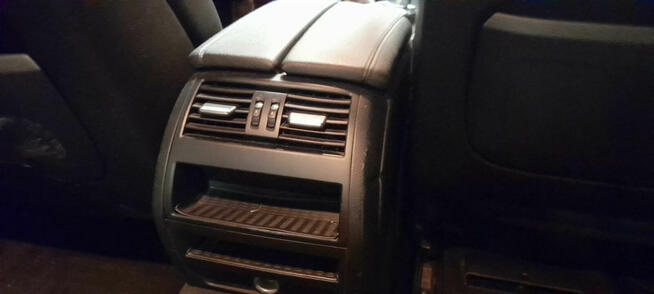 BMW 5201 Ambasady Pakistanu w Warszawie Samochod Osobowy