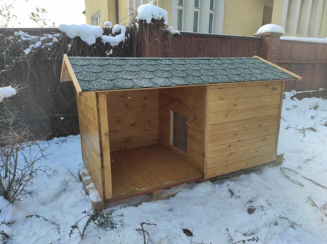 Budy dla psa ocieplana z przedsionkiem