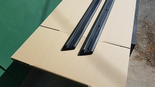 MERCEDES G klasa W460 W461 listwy progowe 3 drzwi PUR-RIM