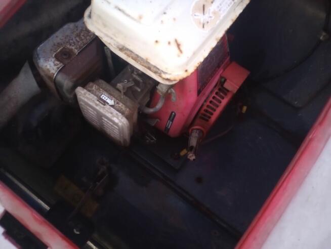 Sprzedam dwie zamiatarki