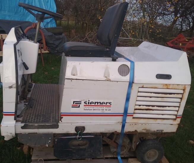 Sprzedam dwie zamiatarki