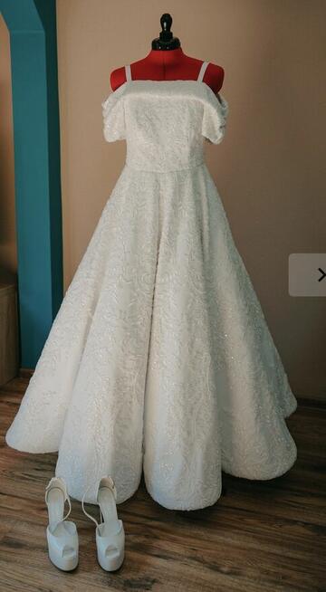 Suknia ślubna księżniczka