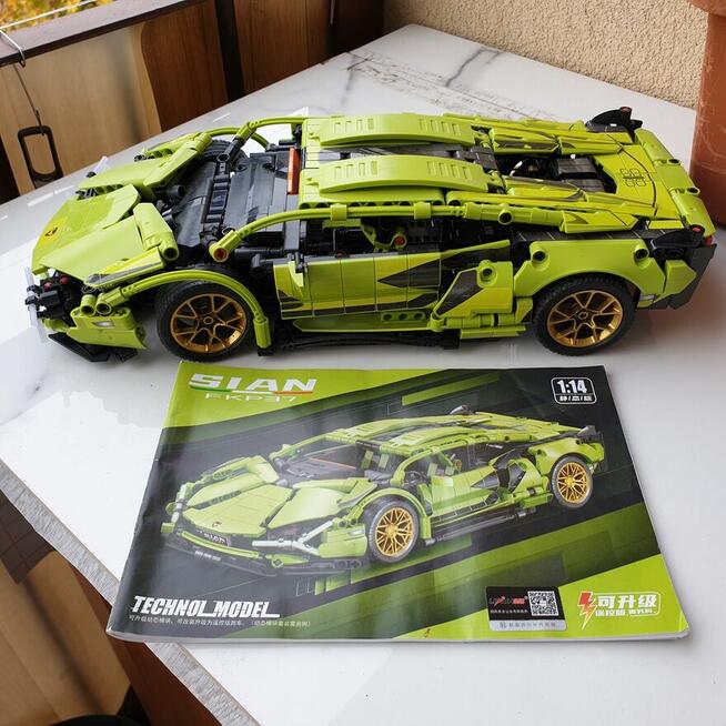 Klocki Lamborghini Sian 1:14 + moduł RC – na prezent