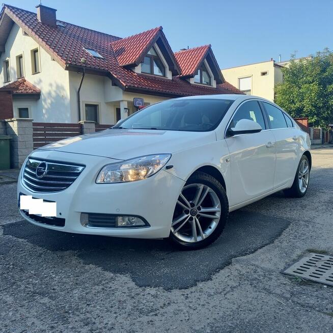 Insignia 2,0 CDTI sedan, skóry, navi, tempomat - biała - ZADBA