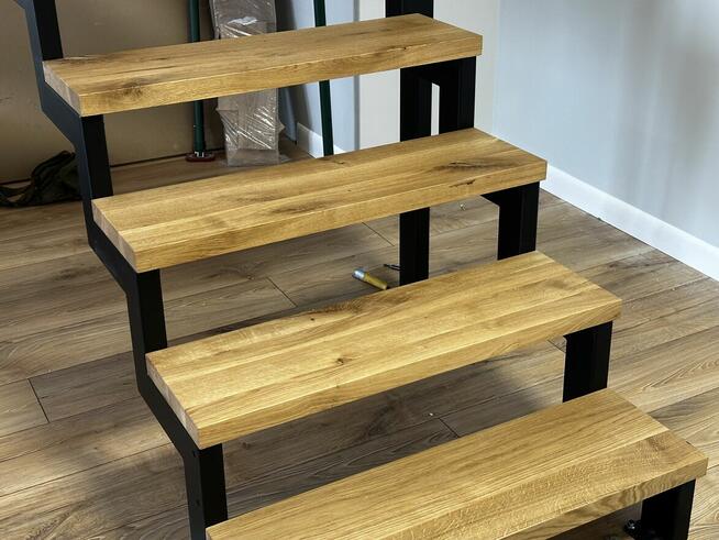 Schody Białystok trepy zabiegi stopnie dębowe drewniane buk