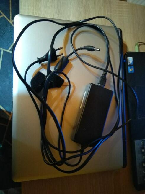 Laptop Fujitsu Siemens diagnostyka aut vcds itp.