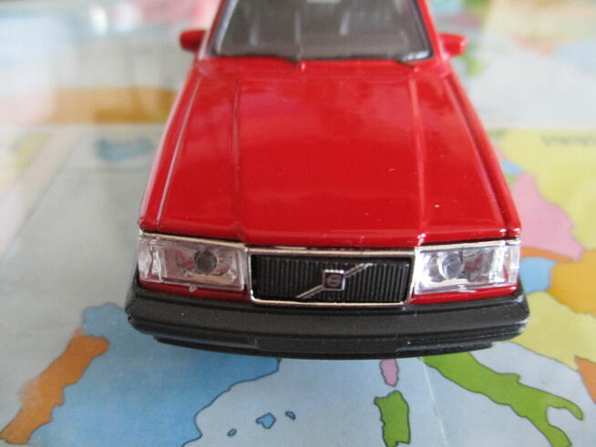 Historyczny szwedzkie Volvo 240 GL.