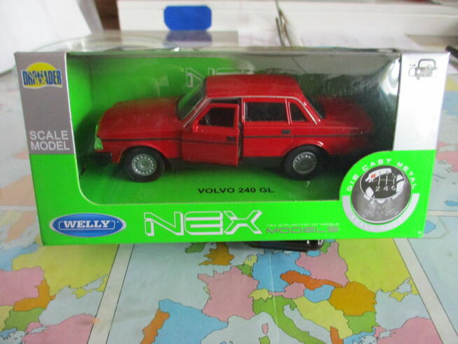 Historyczny szwedzkie Volvo 240 GL.