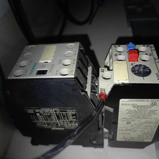 Stycznik Siemens trzyfazowy 3L silnikowy cewka 230V termik