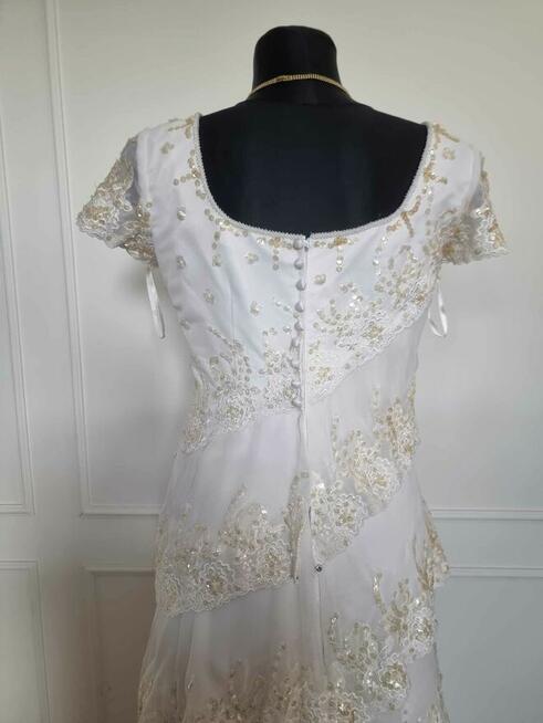 Tanio sukienkę z rękawem 38-40