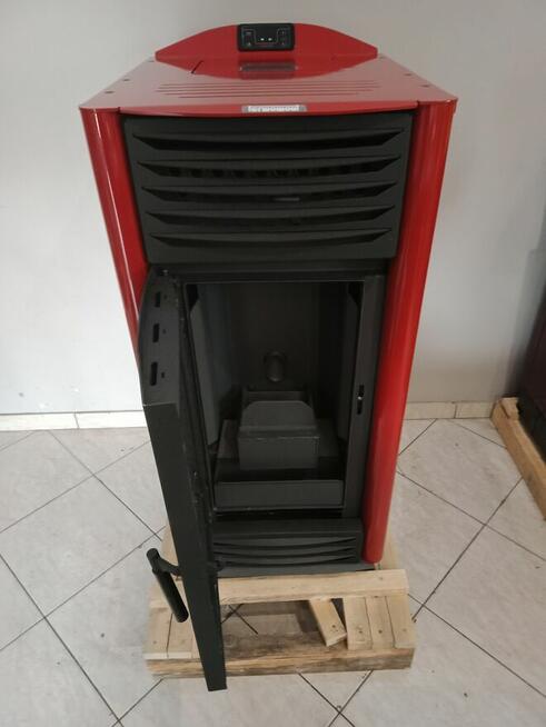 HELENA piec kominkowy, kominek na pellet 8 kW. - kremowy