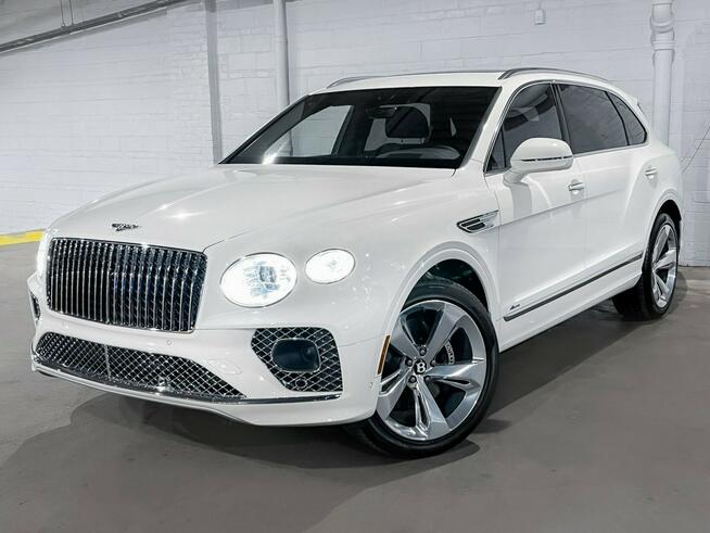 2023 Bentley Bentayga EWB