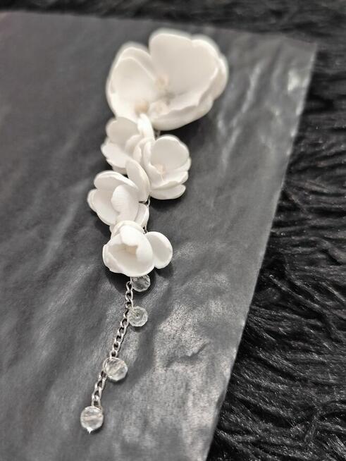 ~ Kolczyki ślubne - srebrne z białymi kwiatami ~