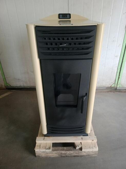 HELENA piec kominkowy, kominek na pellet 12 kW. - krem