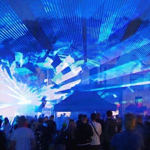 Pokazy laserów