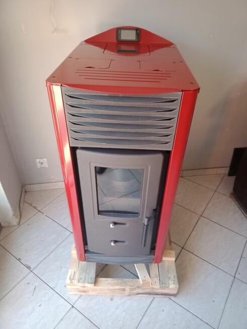HELENA AQUA 10 Kw kominek na pellet z funkcją c.o. czerwony