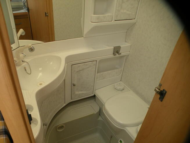 Sprzedam przyczepa Hobby 440