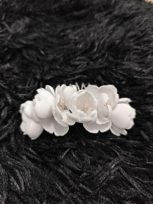 ~ Grzebyk ślubny, srebrny z białymi kwiatami ~