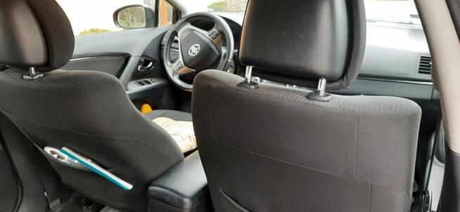 Toyota Avensis 2009 r. 2.0D4D