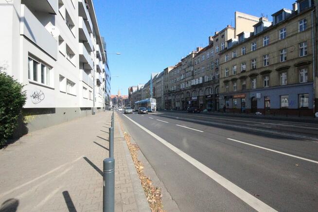 2pok 50m ok. Galerii Dominikańskiej BALKON/PIWNICA (Wrocław)