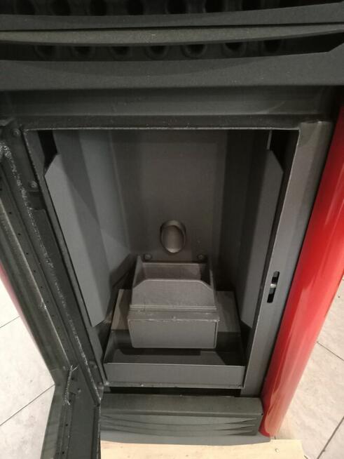 HELENA piec kominkowy, kominek na pellet 8 kW. - kremowy