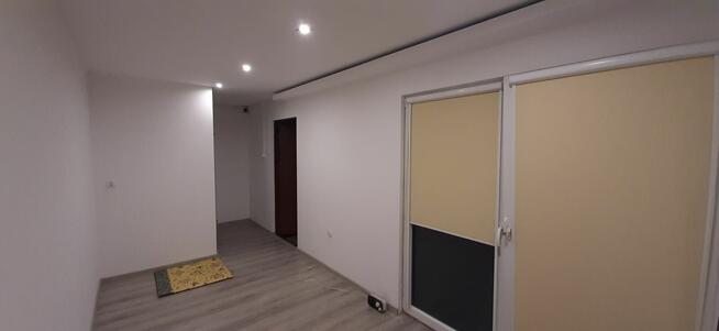 Domek mobilny na kołach z WC